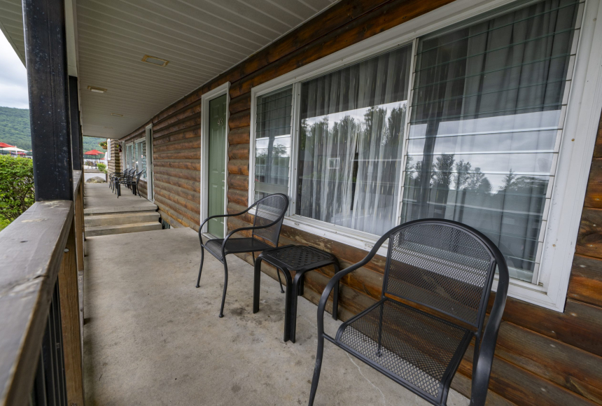 Scotty's Lakeside Resort — photo 29 of 46